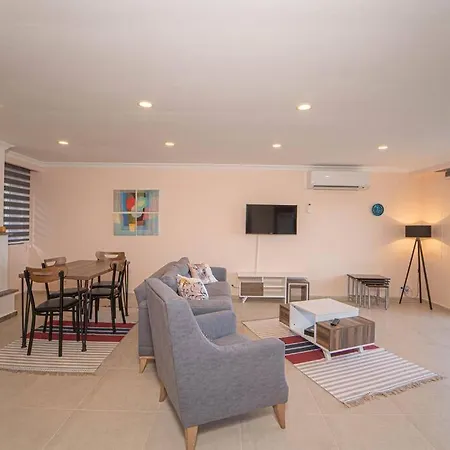 Peaceful Duplex With Splendid View & Shared Pool In Göcek